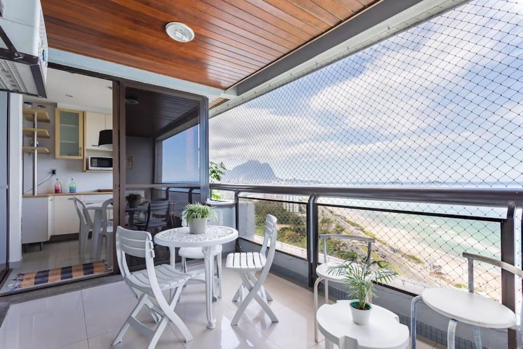Vista De Cinema Do 19 Andar Da Barra Da Tijuca - Portaria 24h, Estacionamento, Wi-fi 35mbps, Ar Condicionado - Banheiro Recem Reformado Appartamento